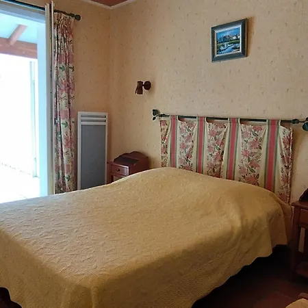 Maison Oleronaise Avec Piscine, Jardin Clos Et A 1km De La De Foulerot - Fr-1-778-30